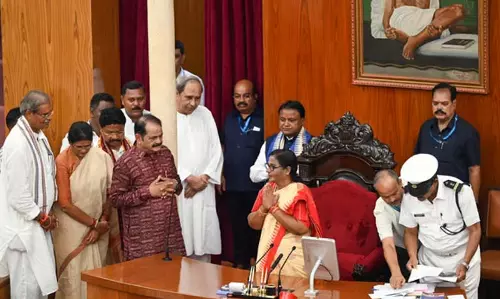 Odisha विधानसभा अध्यक्ष विधायक आवास परियोजना की गति से नाखुश Odisha विधानसभा अध्यक्ष विधायक आवास परियोजना की गति से नाखुश