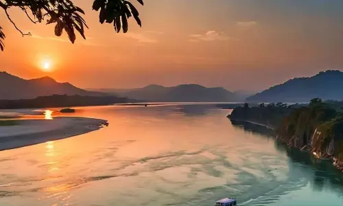 Assam सरकार ने ब्रह्मपुत्र के फ्रेम फोटोग्राफी प्रतियोगिता शुरू Assam सरकार ने ब्रह्मपुत्र के फ्रेम फोटोग्राफी प्रतियोगिता शुरू
