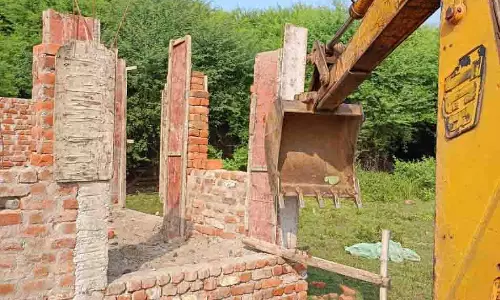 भिलाई में अवैध अतिक्रमण पर बड़ी कार्यवाही, चला बुलडोजर