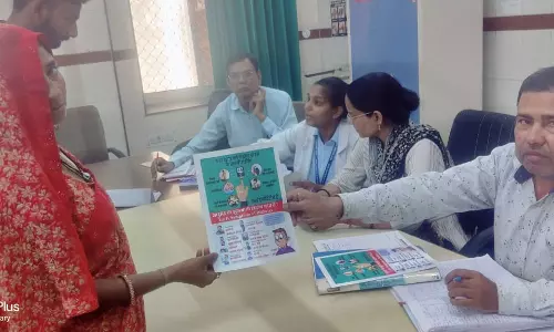 Sikar: स्वास्थ्य कर्मियों ने की जांच और दिया उपचार मधुमेह दिवस पर लोगों को दी जानकारी Sikar: स्वास्थ्य कर्मियों ने की जांच और दिया उपचार मधुमेह दिवस पर लोगों को दी जानकारी