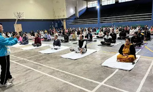 Palampur फार्म विश्वविद्यालय ने योग कक्षाएं शुरू कीं