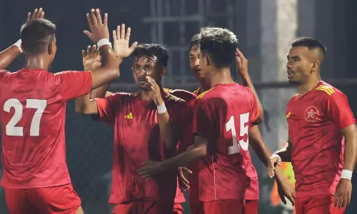 Meghalaya : शिलांग प्रीमियर लीग में लैंग्सिंग ने रिन्तिह को 3-2 से हराया Meghalaya : शिलांग प्रीमियर लीग में लैंग्सिंग ने रिन्तिह को 3-2 से हराया