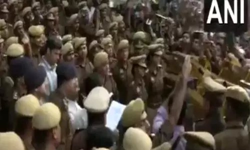 Uttar Pradesh लोक सेवा आयोग ने विरोध के बाद एक ही दिन में प्रारंभिक परीक्षा कराने का फैसला किया