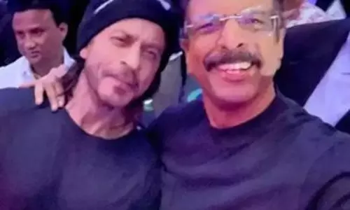 Javed Jafri ने स्टारडम पर कहा- हर कोई शाहरुख़ खान जैसा नहीं हो सकता Javed Jafri ने स्टारडम पर कहा- हर कोई शाहरुख़ खान जैसा नहीं हो सकता