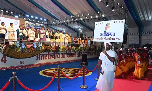 रायपुर के साइंस कॉलेज मैदान में शुरू हुआ राज्य स्तरीय रंगारंग आयोजन