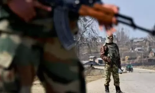 Manipur : केंद्र ने जिरीबाम समेत छह पुलिस थाना क्षेत्रों में फिर से अफस्पा लागू किया Manipur : केंद्र ने जिरीबाम समेत छह पुलिस थाना क्षेत्रों में फिर से अफस्पा लागू किया