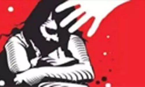 Ricky Sarpanch ने नाबालिग लड़की से बलात्कार का किया प्रयास