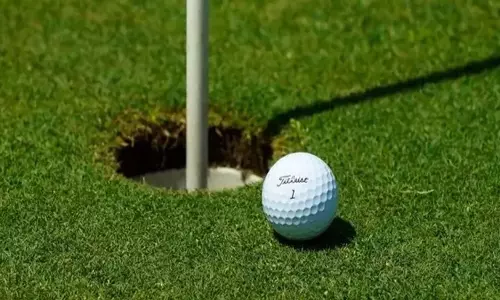 Jaipur Open: अर्जुन प्रसाद ने दूसरे राउंड में 64 रन बनाकर बढ़त बनाई