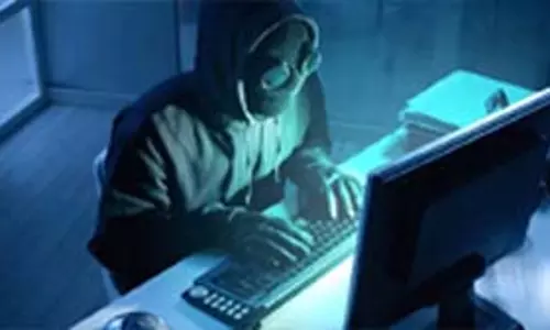 Cyber जालसाजों ने एक व्यक्ति से 7.82 लाख रुपये ठगे