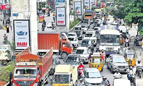 Hyderabad पुलिस यातायात प्रबंधन के लिए ट्रांसजेंडरों को नियुक्त करेगी