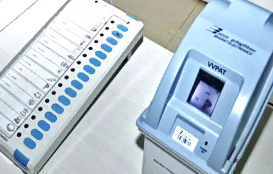 EVM हैक का दावा कर रहा शातिर, नेताओं को आंख बंद कर जीताने का दिया ऑफर