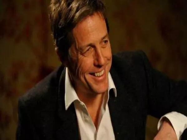 Hugh Grant ने कहा- ब्रिजेट जोन्स: मैड अबाउट द बॉय की स्क्रिप्ट ने मुझे रुला दिया