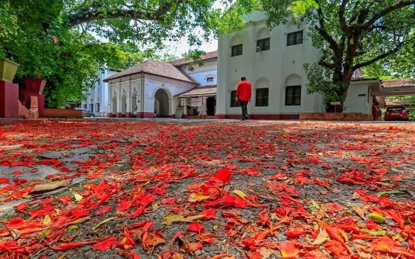 Kerala सरकार ने अनुदान प्राप्त संस्थाओं को वित्तीय सहायता देना बंद कर दिया