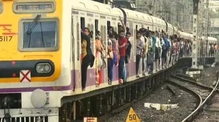 Jogeshwari-Goregaon के बीच 12 घंटे का ब्लॉक, इन स्टेशन पर नहीं रुकेगी ट्रेने