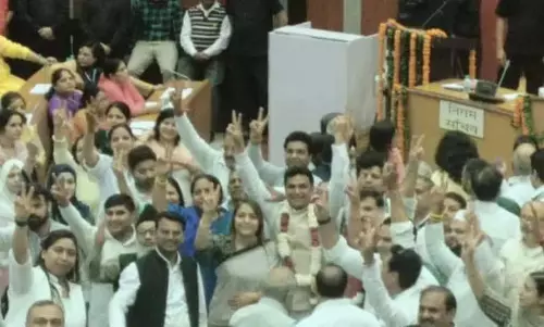 Delhi: दिल्ली नगर निगम चुनाव में आप ने भाजपा को हराया