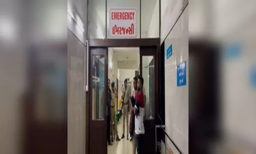 ट्यूशन पढ़ने के लिए गई थी...लड़की का शव बरामद, पुलिस ने शुरू की जांच ट्यूशन पढ़ने के लिए गई थी...लड़की का शव बरामद, पुलिस ने शुरू की जांच