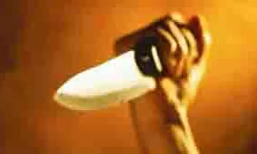 Haryana: दोस्तों के साथ खड़ा था युवक, चाकू घोंपकर हत्या