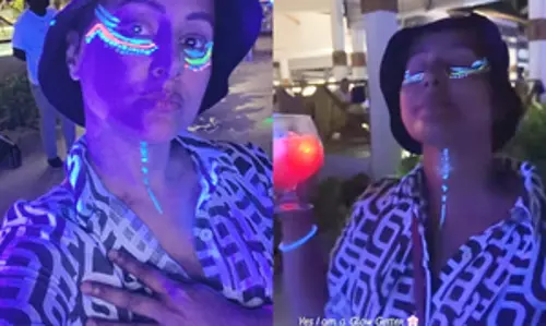 Hina Khan ने खुद को ग्लो गेटर बताया Hina Khan ने खुद को ग्लो गेटर बताया