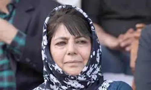 सरकार को J&K में आतंकवादी गतिविधियों में अचानक वृद्धि’ पर गौर करना चाहिए: महबूबा