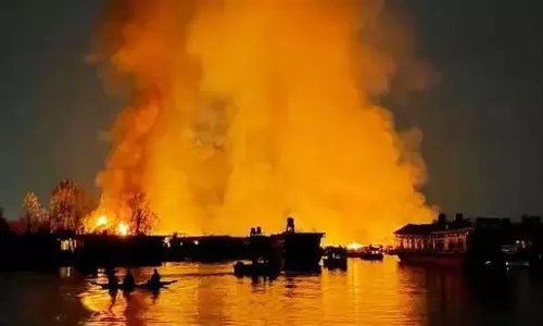 J&K: स्कूल में आग लगी, कोई हताहत नहीं