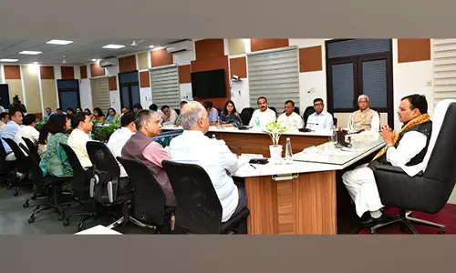 Rajasthan CM ने राज्य सरकार की पहली वर्षगांठ से पहले नई कल्याणकारी पहलों की रूपरेखा प्रस्तुत की Rajasthan CM ने राज्य सरकार की पहली वर्षगांठ से पहले नई कल्याणकारी पहलों की रूपरेखा प्रस्तुत की
