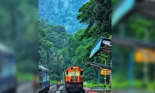 Kerala: सबरीमाला तीर्थयात्रियों के लिए 11 विशेष ट्रेनों को मंजूरी