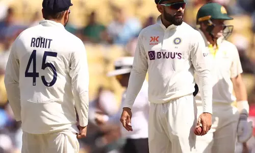 ऑस्ट्रेलिया में भारतीय टीम के लिए मुश्किलें बढ़ती जा रही ऑस्ट्रेलिया में भारतीय टीम के लिए मुश्किलें बढ़ती जा रही
