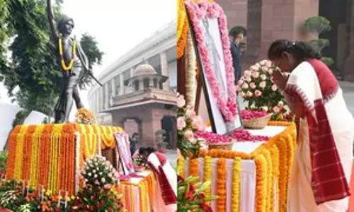 PM Modi ने बिरसा मुंडा को श्रद्धांजलि दी, नृत्य और ढोल बजाने वालों में शामिल हुए