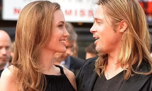 Brad Pitt, एंजेलिना जोली की वाइनरी की कानूनी लड़ाई सुनवाई के लिए तैयार Brad Pitt, एंजेलिना जोली की वाइनरी की कानूनी लड़ाई सुनवाई के लिए तैयार