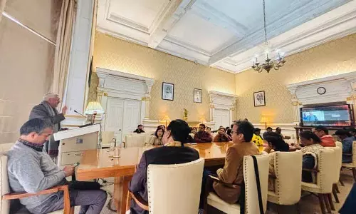 IIAS में शासन और नैतिकता पर व्याख्यान आयोजित