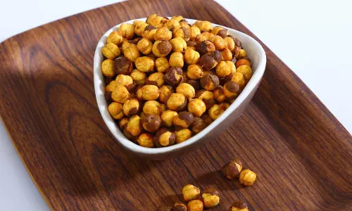 स्वस्थ शरीर के लिए रोजाना खाएं चने, कई समस्याओं से मिलेगी निजात स्वस्थ शरीर के लिए रोजाना खाएं चने, कई समस्याओं से मिलेगी निजात