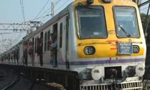 Maharashtra: मतदाताओं की सुविधा के लिए रात में चलेगी विशेष लोकल ट्रेन