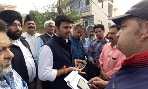 JMC कमिश्नर ने अपर रूप नगर का दौरा कर सुविधाओं का जायजा लिया JMC कमिश्नर ने अपर रूप नगर का दौरा कर सुविधाओं का जायजा लिया