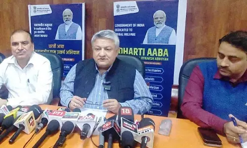 DC रियासी ने जनजातीय गौरव दिवस समारोह के लिए गतिविधि योजना शुरू की DC रियासी ने जनजातीय गौरव दिवस समारोह के लिए गतिविधि योजना शुरू की