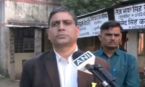 SDM थप्पड़ मामला: नरेश मीना के वकील ने उन्हें अदालत में पेश न करने के लिए पुलिस की आलोचना की SDM थप्पड़ मामला: नरेश मीना के वकील ने उन्हें अदालत में पेश न करने के लिए पुलिस की आलोचना की