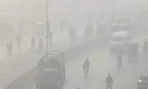 Pakistan में  धुंध की आशंका के बीच लाहौर और मुल्तान में लॉकडाउन