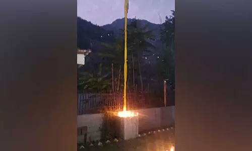Jammu -कश्मीर में एलओसी टीटवाल में गुरु नानक गुरुपर्व मनाया गया