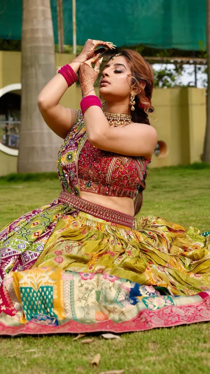 अंकिता दवे नजर आई हॉट