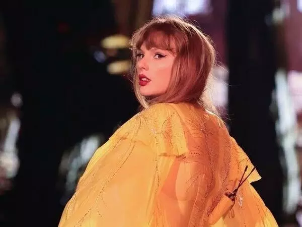 Taylor Swift ने टीटीपीडी को अपनाने के लिए प्रशंसकों का आभार जताया