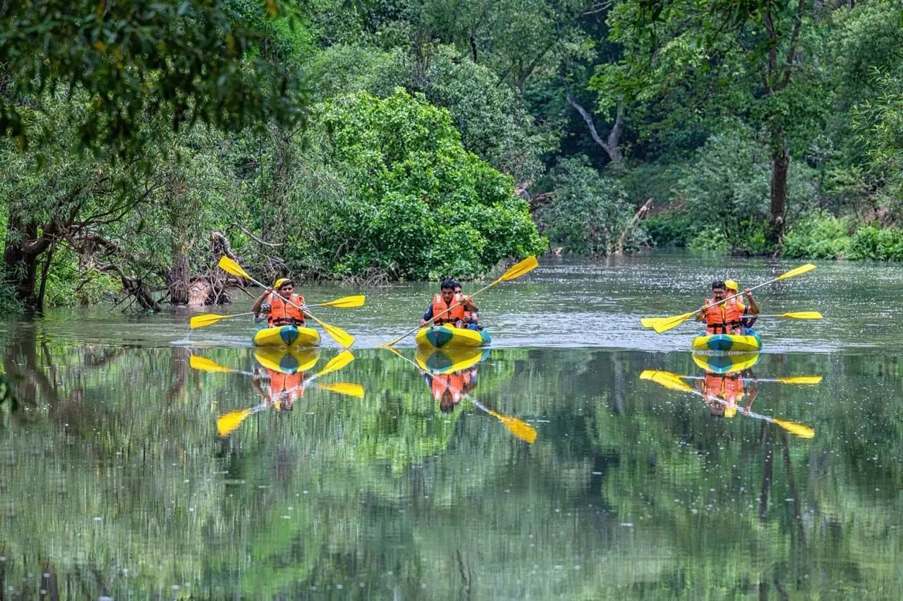 साहसिक पर्यटन के लिए प्रसिद्ध बस्तर के धुड़मारास गांव की पहचान अंतर्राष्ट्रीय स्तर पर हुई स्थापित