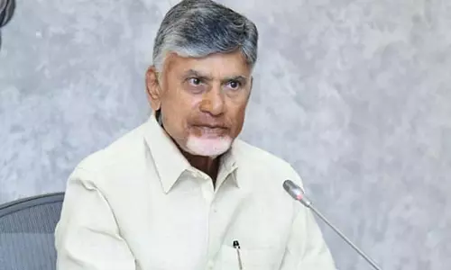 YSRCP govt की गलतियां, कर्ज आंध्र प्रदेश के लिए अभिशाप बन गए: नायडू YSRCP govt की गलतियां, कर्ज आंध्र प्रदेश के लिए अभिशाप बन गए: नायडू