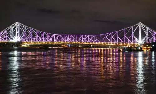 WB: व्यापक स्वास्थ्य जांच के लिए हावड़ा ब्रिज रात भर बंद रहेगा WB: व्यापक स्वास्थ्य जांच के लिए हावड़ा ब्रिज रात भर बंद रहेगा