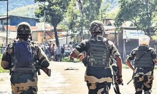 अपह्त 6 लोगों में 3 का शव बरामद, दो बच्चे भी शामिल अपह्त 6 लोगों में 3 का शव बरामद, दो बच्चे भी शामिल