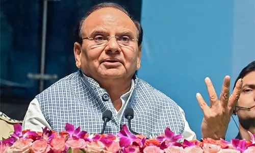 Delhi उपराज्यपाल ने अवैध अप्रवासियों की संख्या में बढ़ोतरी की खबरों का संज्ञान लिया Delhi उपराज्यपाल ने अवैध अप्रवासियों की संख्या में बढ़ोतरी की खबरों का संज्ञान लिया