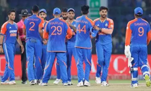 टीम इंडिया ने साउथ अफ्रीका पर ऐतिहासिक जीत हासिल की टीम इंडिया ने साउथ अफ्रीका पर ऐतिहासिक जीत हासिल की