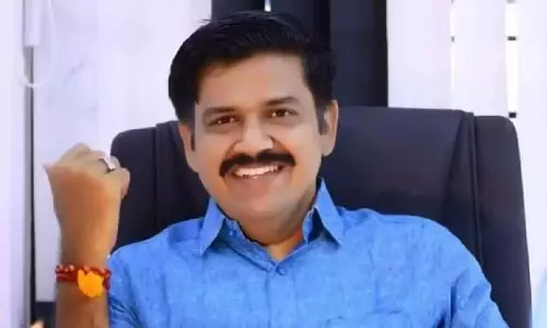 Kerala: भाजपा नेता संदीप वारियर कांग्रेस में शामिल Kerala: भाजपा नेता संदीप वारियर कांग्रेस में शामिल