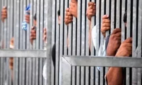 Patna: चौकीदार के बेटे को गोली मारने में तीन आरोपी गिरफ्तार Patna: चौकीदार के बेटे को गोली मारने में तीन आरोपी गिरफ्तार