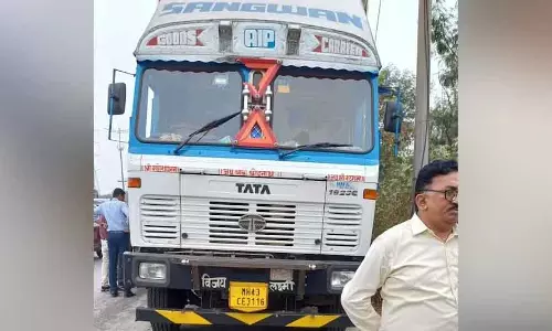 80 करोड़ की चांदी जब्त, ट्रक ड्राइवर पुलिस हिरासत में