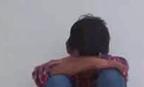 देवर के साथ बिस्तर पर थी महिला, मासूम की पड़ी नजर जानिए फिर क्या हुआ ?