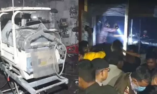 आधी रात अस्पताल में लगी आग, 10 शिशुओं की जलकर मौत..UP में हाहाकार